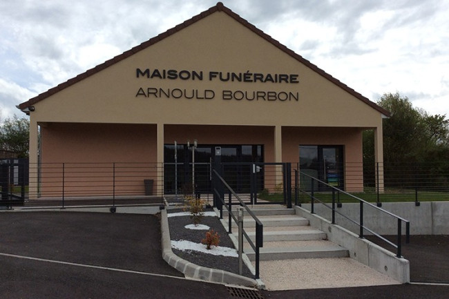 Arnould bourbon mattaincourt
