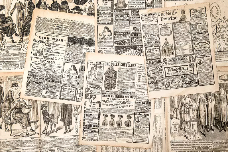 Coupures anciennes de journaux