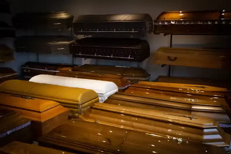 Quel bois est conseillé pour une crémation, une inhumation ?